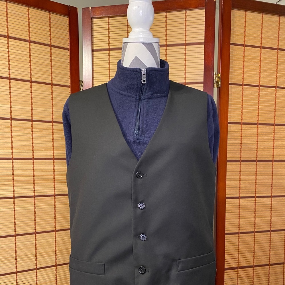 Black Button Up Pavarotti Vest